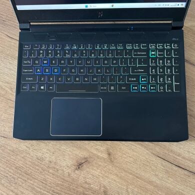 Игровой ноутбук Б-класс Acer Predator Triton PT315-53 / 15.6" (2560x1440) IPS / Intel Core i7-11800H (8 (16) ядер по 2.3 - 4.6 GHz) / 16 GB DDR4 / 512 GB SSD / nVidia GeForce RTX 3070, 8 GB GDDR6, 256-bit / WebCam