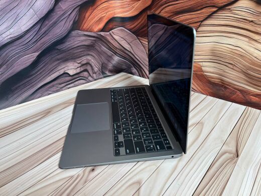 Ультрабук Б-клас Apple MacBook Air 13 2020 A2337 / 13.3" (2560x1600) IPS / Apple M1 (8 ядер по 2.1 - 3.2 GHz) / 16 GB DDR4 / 256 GB SSD / Apple M1 Graphics / WebCam / MacOS Ультрабук Б-клас Apple MacBook Air 13 2020 A2337 / 13.3" (2560x1600) IPS / Apple M1 (8 ядер по 2.1 - 3.2 GHz) / 16 GB DDR4 / 256 GB SSD / Apple M1 Graphics / WebCam / MacOS