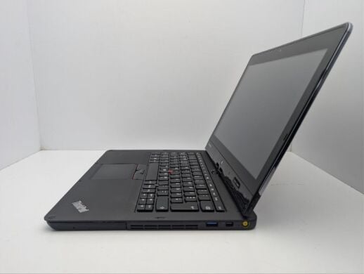 Нетбук-трансформер Б-класс Lenovo ThinkPad Twist S230u / 12.5" (1366x768) TN Touch / Intel Core i7-3517U (2 (4) ядра по 1.9 - 3.0 GHz) / 8 GB DDR3 / 120 GB SSD / Intel HD Graphics 4000 / WebCam