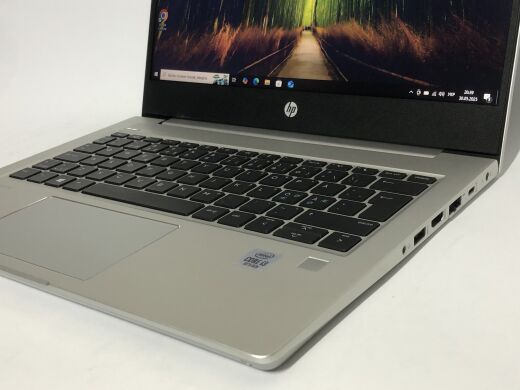 Ультрабук HP ProBook 430 G7 / 13.3" (1366x768) TN / Intel Core i3-10110U (2 (4) ядра по 2.1 - 4.1 GHz) / 8 GB DDR4 / 128 GB SSD / Intel UHD Graphics / WebCam / Win 10 Pro