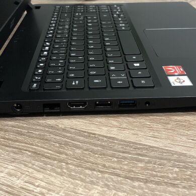 Acer Aspire 3 (A315-42) / 15.6" (1920х1080) ComfyView TN LED / AMD Athlon 300U (2 (4) ядра по 2.4 - 3.3 GHz) / 8 GB DDR4 / 128 GB SSD / WebCam Acer Aspire 3 (A315-42) / 15.6" (1920х1080) ComfyView TN LED / AMD Athlon 300U (2 (4) ядра по 2.4 - 3.3 GHz) / 8 GB DDR4 / 128 GB SSD / WebCam