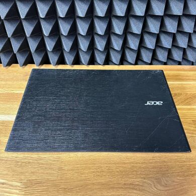 Ноутбук Б-класс Acer Aspire E5-573 / 15.6" (1366x768) TN / Intel Core i5-5200U (2 (4) ядра по 2.2 - 2.7 GHz) / 8 GB DDR3 / 256 GB SSD / nVidia GeForce 940M, 4 GB GDDR3, 64-bit / WebCam / DVD-ROM