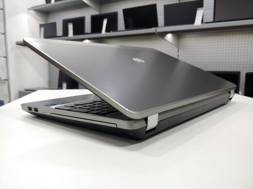HP ProBook 4535s / 15.6" (1366x768) TN / AMD E2-3000M (2 ядра по 1.8 - 2.4 GHz) / 4 GB DDR3 / 120 GB SSD / AMD Radeon HD 6380G 512MB / WebCam / DVD-RW
