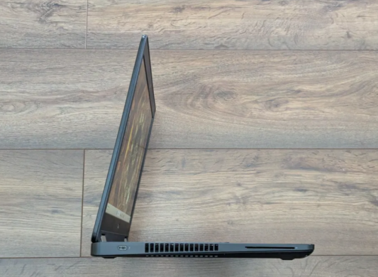 Ігровий ноутбук Dell Precision 3510 / 15.6" (1920x1080) IPS / Intel Core i7-6820HQ (4 (8) ядра по 2.7 - 3.6 GHz) / 8 GB DDR4 / 512 GB SSD / AMD Radeon R9 M360, 2 GB GDDR5, 128-bit / WebCam / Win 11 Ігровий ноутбук Dell Precision 3510 / 15.6" (1920x1080) IPS / Intel Core i7-6820HQ (4 (8) ядра по 2.7 - 3.6 GHz) / 8 GB DDR4 / 512 GB SSD / AMD Radeon R9 M360, 2 GB GDDR5, 128-bit / WebCam / Win 11