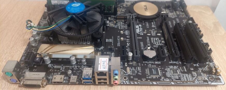 Комплект: материнская плата Asus Z170-P / LGA1151 / Intel Core i7-6700 (4 (8) ядра по 3.4 - 4.0 GHz) / 32 GB DDR4 / Intel HD Graphics 530 + Кулер