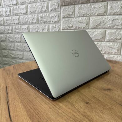 Мобільна робоча станція Dell Precision 5540 / 15.6" (1920x1080) IPS / Intel Xeon E-2276M (6 (12) ядер по 2.8 - 4.7 GHz) / 16 GB DDR5 / 512 GB SSD / nVidia Quadro T1000, 4 GB GDDR5, 128-bit / WebCam Мобільна робоча станція Dell Precision 5540 / 15.6" (1920x1080) IPS / Intel Xeon E-2276M (6 (12) ядер по 2.8 - 4.7 GHz) / 16 GB DDR5 / 512 GB SSD / nVidia Quadro T1000, 4 GB GDDR5, 128-bit / WebCam