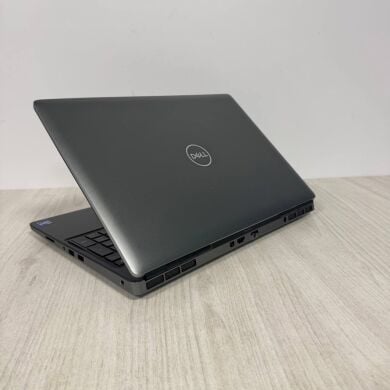 Мобильная рабочая станция Dell Precision 7560 / 15.6" (1920x1080) IPS / Intel Core i9-11950H (8 (16) ядер по 2.6 - 5.0 GHz) / 16 GB DDR4 / 512 GB SSD / nVidia RTX A4000, 8 GB GDDR6, 256-bit / WebCam Мобильная рабочая станция Dell Precision 7560 / 15.6" (1920x1080) IPS / Intel Core i9-11950H (8 (16) ядер по 2.6 - 5.0 GHz) / 16 GB DDR4 / 512 GB SSD / nVidia RTX A4000, 8 GB GDDR6, 256-bit / WebCam