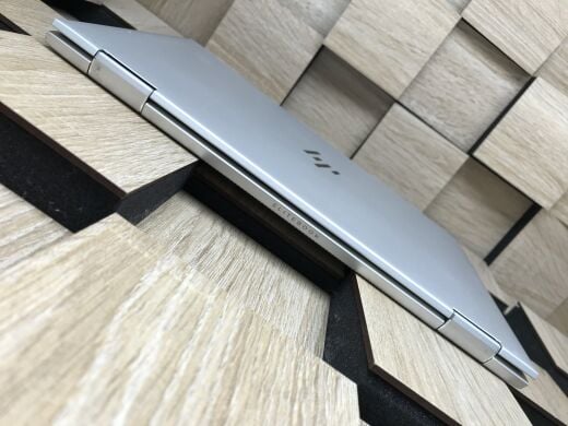 Ноутбук-трансформер Б-клас HP EliteBook x360 1030 G3 / 13.3" (1920x1080) IPS Touch / Intel Core i7-8650U (4 (8) ядра по 1.9 - 4.2 GHz) / 8 GB DDR3 / 512 GB SSD M.2 / Intel UHD Graphics 620 / WebCam