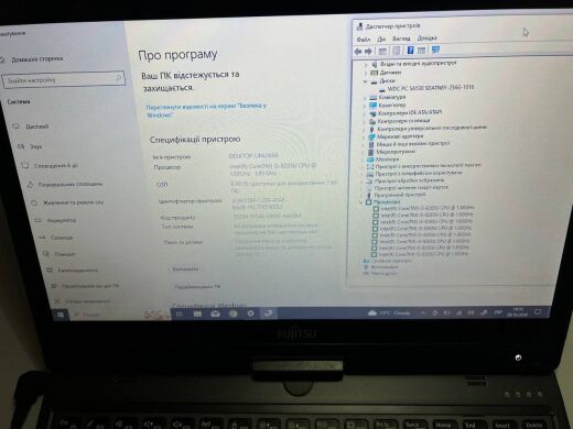 Ноутбук-трансформер Fujitsu Lifebook T939 / 13.3" (1366x768) TN Touch / Intel Core i5-8265U (4 (8) ядра по 1.6 - 3.9 GHz) / 8 GB DDR4 / 256 GB SSD / Intel UHD Graphics 620 / WebCam
