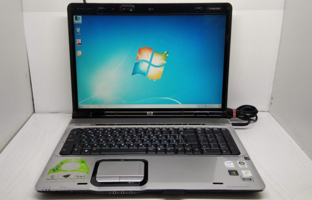 Ноутбук HP Pavilion dv9000 / 17" (1440x900) TN / Intel Core 2 Duo T7250 (2 ядра по 2.0 GHz) / 4 GB DDR3 / 320 GB DDR3 / nVidia GeForce 8600M GT, 512 MB GDDR3, 128-bit / DVD-RW / Без АКБ Ноутбук HP Pavilion dv9000 / 17" (1440x900) TN / Intel Core 2 Duo T7250 (2 ядра по 2.0 GHz) / 4 GB DDR3 / 320 GB DDR3 / nVidia GeForce 8600M GT, 512 MB GDDR3, 128-bit / DVD-RW / Без АКБ