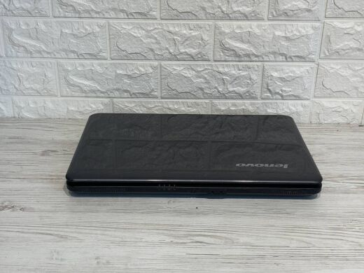 Ноутбук Lenovo G550 / 15.6" (1366x768) TN / Intel Pentium T4300 (2 ядра по 2.1 GHz) / 4 GB DDR3 / 500 GB HDD / nVidia GeForce GT 210, 512 MB DDR3, 64-bit / WebCam / DVD-ROM