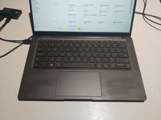 Ультрабук Б-класс Dell Latitude 7420 / 14" (1920x1080) IPS / Intel Core i5-1145G7 (4 (8) ядра по 2.6 - 4.4 GHz) / 8 GB DDR4 / 256 GB SSD / Intel Iris Xe Graphics / WebCam / Windows 10 Ультрабук Б-класс Dell Latitude 7420 / 14" (1920x1080) IPS / Intel Core i5-1145G7 (4 (8) ядра по 2.6 - 4.4 GHz) / 8 GB DDR4 / 256 GB SSD / Intel Iris Xe Graphics / WebCam / Windows 10
