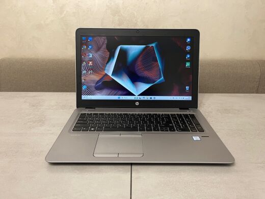 Ультрабук Б-клас HP EliteBook 850 G4 / 15.6" (1366x768) TN / Intel Core i5-7300U (2 (4) ядер по 2.6 - 3.5 GHz) / 16 GB DDR4 / 256 GB SSD / Intel HD Graphics 620 / WebCam