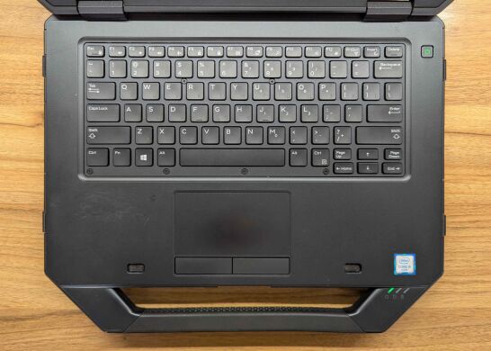 Защищенный ноутбук Dell Latitude 14 Rugged 5414 / 14" (1366x768) TN / Intel Core i5-6300U (2 (4) ядра по 2.4 - 3.0 GHz) / 8 GB DDR4 / 256 GB SSD / Intel HD Graphics 520 / WebCam / Windows 10