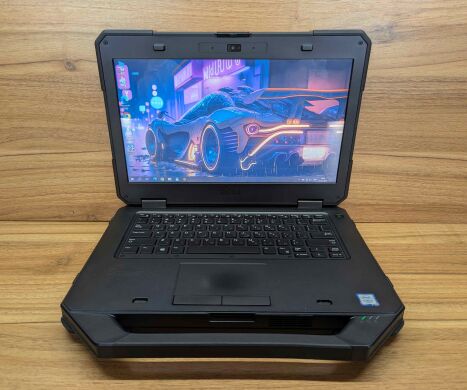 Защищенный ноутбук Dell Latitude 14 Rugged 5414 / 14" (1366x768) TN / Intel Core i5-6300U (2 (4) ядра по 2.4 - 3.0 GHz) / 8 GB DDR4 / 256 GB SSD / Intel HD Graphics 520 / WebCam / Windows 10