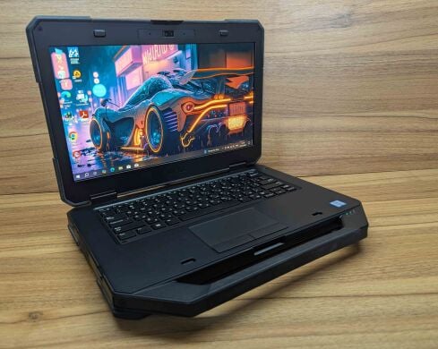 Захищений ноутбук Dell Latitude 14 Rugged 5414 / 14" (1920x1080) IPS / Intel Core i5-6300U (2 (4) ядра по 2.4 - 3.0 GHz) / 8 GB DDR4 / 256 GB SSD / Intel HD Graphics 520 / HDMI / Windows 10