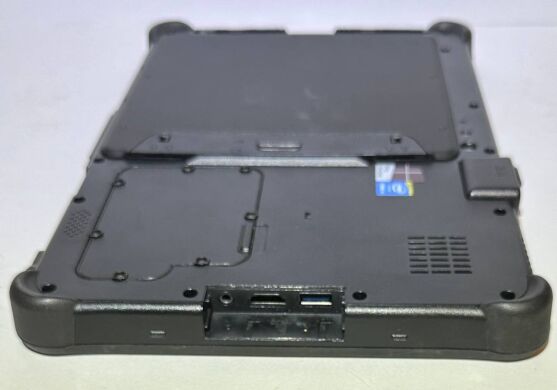 Захищений планшет Getac F110 G3 / 11.6" (1366x768) IPS Touch / Intel Core i5-5200U (2 (4) ядра по 2.2 - 2.7 GHz) / 8 GB DDR4 / 256 GB SSD / Intel HD Graphics 520 / WebCam