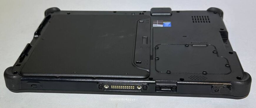 Захищений планшет Getac F110 G3 / 11.6" (1366x768) IPS Touch / Intel Core i5-5200U (2 (4) ядра по 2.2 - 2.7 GHz) / 8 GB DDR4 / 256 GB SSD / Intel HD Graphics 520 / WebCam