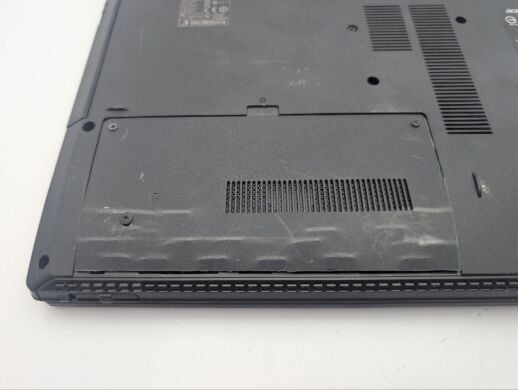 Ноутбук Б-класс Acer TravelMate 5760 / 15.6" (1366x768) TN / Intel Core i3-2328M (2 (4) ядра по 2.2 GHz) / 6 GB DDR3 / 320 GB HDD / Intel HD Graphics 3000 / WebCam / DVD-ROM / АКБ не держит