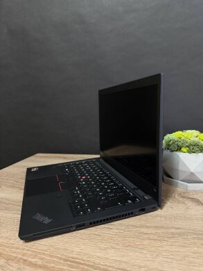 Ультрабук Lenovo ThinkPad T14 / 14" (1920x1080) TN / AMD Ryzen 5 PRO 4650U (6 (12) ядер по 2.1 - 4.0 GHz) / 16 GB DDR4 / 256 GB SSD / AMD Radeon Vega Graphics / WebCam / Win 10