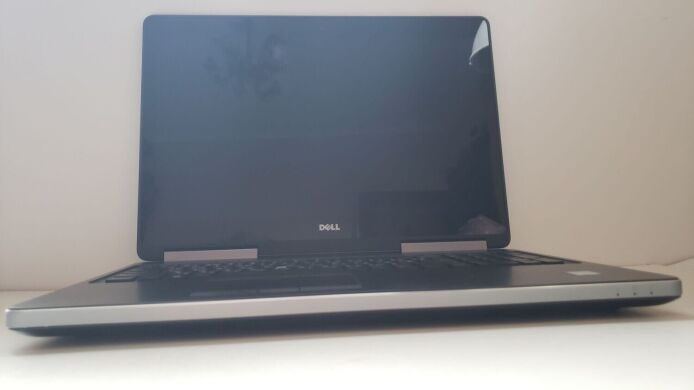 Мобільна робоча станція Dell Precision 7510 / 15.6" (1920x1080) IPS Touch / Intel Core i7-6820HQ (4 (8) ядра по 2.7 - 3.6 GHz) / 32 GB DDR4 / 256 GB SSD M.2 + 500 GB HDD / AMD FirePro W5170M, 2 GB GDDR5, 128-bit / WebCam
