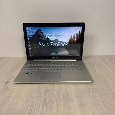 Ігровий ноутбук Б-клас Asus ZenBook Pro UX501VW / 15.6" (3840x2160) IPS Touch / Intel Core i7-6700HQ (4 (8) ядра по 2.6 - 3.5 GHz) / 16 GB DDR4 / 512 GB SSD NVMe / nVidia GeForce GTX 960M, 2 GB GDDR5, 128-bit / WebCam