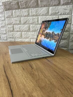 Ігровий ультрабук-трансформер Microsoft Surface Book / 13.5" (3000x2000) IPS Touch / Intel Core i7-6600U (2 (4) ядра по 2.6 - 3.4 GHz) / 8 GB DDR4 / 256 GB SSD / nVidia GeForce GTX 965M, 2 GB GDDR5, 128-bit / WebCam
