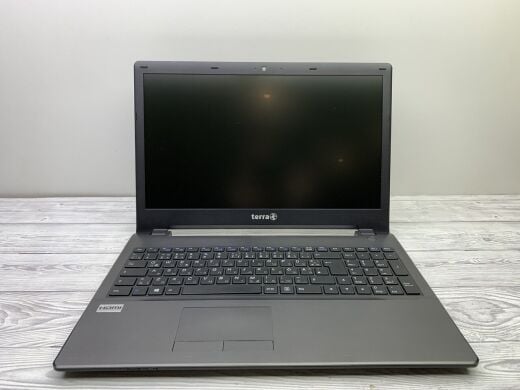 Ноутбук Б-класс Terra Mobile 1513 / 15.6" (1366x768) TN / Intel Core i3-4005U (2 (4) ядра по 1.7 GHz) / 4 GB DDR3 / 120 GB SSD / Intel HD Graphics 4400 / WebCam / DVD-ROM / Без АКБ