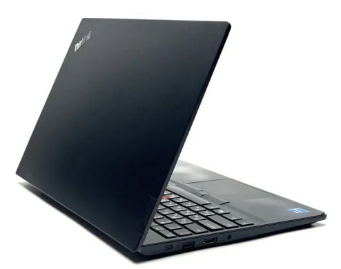 Ультрабук Б-класс Lenovo ThinkPad E15 Gen 2 / 15.6" (1920x1080) IPS / Intel Core i5-1135G7 (4 (8) ядра по 2.4 - 4.2 GHz) / 16 GB DDR4 / 256 GB SSD / Intel Iris Xe Graphics / WebCam / Win 10 Pro