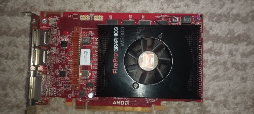 Дискретная видеокарта AMD FirePro W5000, 2 GB GDDR5, 256-bit / 1x HDMI, 2x DisplayPort