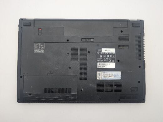 Ноутбук Б-класс Acer TravelMate 5760 / 15.6" (1366x768) TN / Intel Core i3-2328M (2 (4) ядра по 2.2 GHz) / 6 GB DDR3 / 320 GB HDD / Intel HD Graphics 3000 / WebCam / DVD-ROM / АКБ не держит