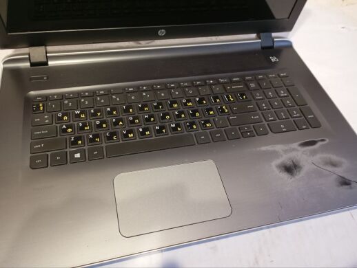 Ноутбук Б-класс HP Pavilion 17-g119dx / 17.3" (1600x900) TN / Intel Core i5-4210U (2 (4) ядра по 1.7 - 2.7 GHz) / 8 GB DDR3 / 250 GB SSD / Intel HD Graphics 4400 / WebCam