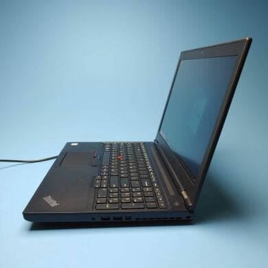 Мобільна робоча станція Б-клас Lenovo ThinkPad P51 / 15.6" (1920x1080) IPS / Intel Core i7-7700HQ (4 (8) ядер по 2.8 - 3.8 GHz) / 8 GB DDR4 / 256 GB SSD / nVidia Quadro M1200, 4 GB GDDR5, 128-bit / WebCam / Win 10 Pro Мобільна робоча станція Б-клас Lenovo ThinkPad P51 / 15.6" (1920x1080) IPS / Intel Core i7-7700HQ (4 (8) ядер по 2.8 - 3.8 GHz) / 8 GB DDR4 / 256 GB SSD / nVidia Quadro M1200, 4 GB GDDR5, 128-bit / WebCam / Win 10 Pro