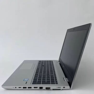 Ультрабук Б-класс HP ProBook 650 G4 / 15.6" (1366x768) TN / Intel Core i7-8850H (6 (12) ядра по 2.6 - 4.3 GHz) / 16 GB DDR4 / 256 GB SSD / Intel UHD Graphics 630 / WebCam / Fingerprint