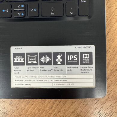 Игровой ноутбук Б-класс Acer Aspire 7 A715-71G / 15.6" (1920x1080) IPS / Intel Core i5-7300HQ (4 ядра по 2.5 - 3.5 GHz) / 16 GB DDR4 / 500 GB SSD / nVidia GeForce GTX 1050, 2 GB GDDR5, 128-bit / WebCam