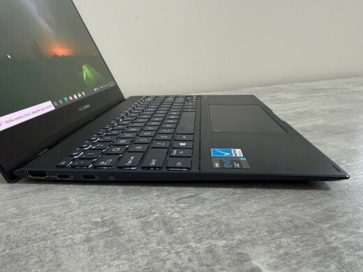 Ультрабук-трансформер Asus ZenBook Flip UX363E / 13.3" (1920x1080) OLED Touch / Intel Core i7-1165G7 (4 (8) ядра по 2.8 - 4.7 GHz) / 16 GB DDR4 / 512 GB SSD / Intel Iris Xe Graphics / WebCam / Win 10 Pro