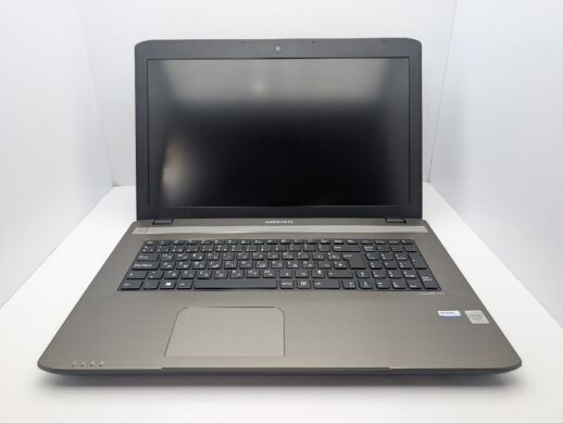Ноутбук Medion Akoya E7225 / 17.3" (1600x900) TN / Intel Celeron N2840 (2 ядра по 2.16 - 2.58 GHz) / 8 GB DDR3 / 120 GB SSD / Intel HD Graphics / WebCam / DVD-ROM / АКБ не тримає Ноутбук Medion Akoya E7225 / 17.3" (1600x900) TN / Intel Celeron N2840 (2 ядра по 2.16 - 2.58 GHz) / 8 GB DDR3 / 120 GB SSD / Intel HD Graphics / WebCam / DVD-ROM / АКБ не тримає