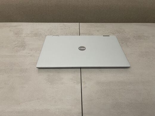 Ноутбук-трансформер Б-класс Dell Latitude 9520 2-in-1 / 15.6" (1920x1080) IPS Touch / Intel Core i5-1145G7 (4 (8) ядра по 4.4 GHz) / 16 GB DDR4 / 256 GB SSD M.2 / Intel Iris Xe Graphics / WebCam