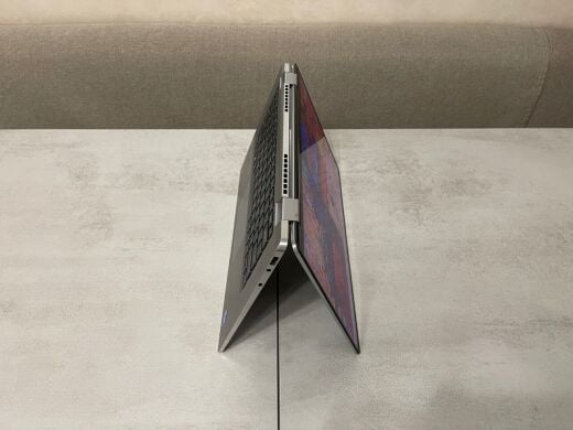 Ноутбук-трансформер Б-класс Dell Latitude 9520 2-in-1 / 15.6" (1920x1080) IPS Touch / Intel Core i5-1145G7 (4 (8) ядра по 4.4 GHz) / 16 GB DDR4 / 256 GB SSD M.2 / Intel Iris Xe Graphics / WebCam