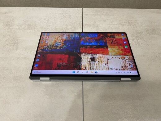 Ноутбук-трансформер Б-класс Dell Latitude 9520 2-in-1 / 15.6" (1920x1080) IPS Touch / Intel Core i5-1145G7 (4 (8) ядра по 4.4 GHz) / 16 GB DDR4 / 256 GB SSD M.2 / Intel Iris Xe Graphics / WebCam