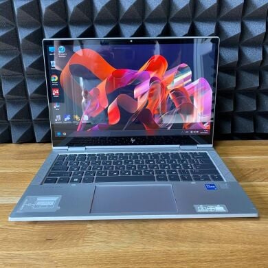 Ультрабук-трансформер HP EliteBook x360 830 G8 / 13.3" (1920x1080) IPS Touch / Intel Core i5-1135G7 (4 (8) ядра по 4.2 GHz) / 8 GB DDR4 / 256 GB SSD / Intel Iris Xe Graphics / WebCam