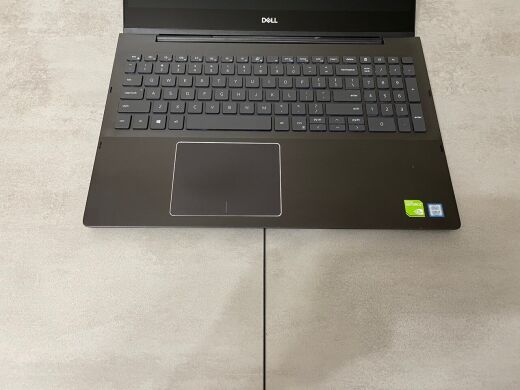 Ультрабук-трансформер Dell Inspiron 7590 / 15.6" (3840x2160) IPS Touch / Intel Core i7-8565U (4 (8) ядра по 1.8 - 4.6 GHz) / 16 GB DDR4 / 512 GB SSD M.2 / nVidia GeForce MX250, 2 GB GDDR5, 64-bit / WebCam Ультрабук-трансформер Dell Inspiron 7590 / 15.6" (3840x2160) IPS Touch / Intel Core i7-8565U (4 (8) ядра по 1.8 - 4.6 GHz) / 16 GB DDR4 / 512 GB SSD M.2 / nVidia GeForce MX250, 2 GB GDDR5, 64-bit / WebCam