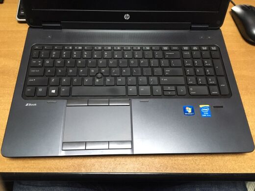 HP ZBook 15 / 15.6" (1920x1080) / Intel&reg; Core&trade; i7-4800MQ (4(8)ядра по 2.7 - 3.7GHz) / 8GB DDR3 / 320GB HDD / Nvidia Quadro K1100M-K2100M, 2GB / DVD-RW / VGA, DP, USB