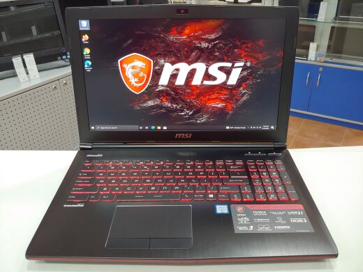 Ігровий ноутбук MSI GE62 6QF-254US / 15.6" (1920x1080) IPS LED / Intel Core i5-6300HQ (4 ядра по 2.3 - 3.2 GHz) / 16 GB DDR4 / 256 GB SSD+1 TB HDD / nVidia GeForce GTX 970M, 3 GB GDDR5, 256-bit / WebCam / DVD-RW / USB 3.0 / HDMI