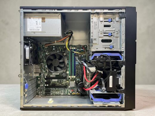 Компьютер Lenovo ThinkServer TS150 Tower / Intel Xeon E3-1225 v5 (4 ядра по 3.3 - 3.7 GHz) / 4 GB DDR4 / 500 GB HDD / Intel HD Graphics P530 Компьютер Lenovo ThinkServer TS150 Tower / Intel Xeon E3-1225 v5 (4 ядра по 3.3 - 3.7 GHz) / 4 GB DDR4 / 500 GB HDD / Intel HD Graphics P530