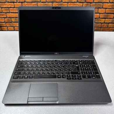 Мобильная рабочая станция Dell Precision 3540 / 15.6" (1920x1080) IPS / Intel Core i5-8365U (4 (8) ядра по 1.6 - 4.1 GHz) / 8 GB DDR4 / 256 GB SSD / Intel UHD Graphics / WebCam / Усиленная АКБ