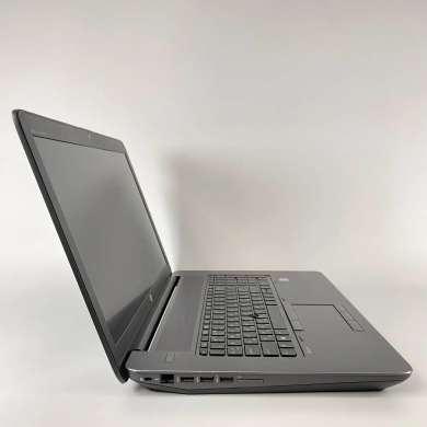 Мобильная рабочая станция HP zBook 17 G4 / 17.3" (1920x1080) IPS / Intel Core i7-7700HQ (4 (8) ядра по 2.8 - 3.8 GHz) / 16 GB DDR4 / 512 GB SSD / nVidia Quadro P3000, 6 GB GDDR5, 192-bit / WebCam / Fingerprint