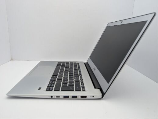 Ноутбук Acer Swift 1 (SF113-31) / 13.3" (1920x1080) TN / Intel Pentium N4200 (4 ядра по 1.1 - 2.5 GHz) / 4 GB DDR3 / 120 GB SSD / Intel HD Graphics 505 / WebCam