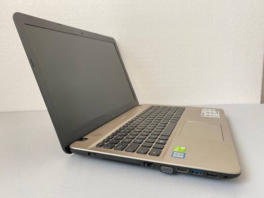 Ноутбук Asus R541U / 15.6" (1920x1080) IPS / Intel Core i5-7200U (2 (4) ядра по 2.5 - 3.1 GHz) / 12 GB DDR4 / 256 GB SSD / nVidia GeForce 920M, 2 GB DDR3, 64-bit / WebCam / DVD-ROM