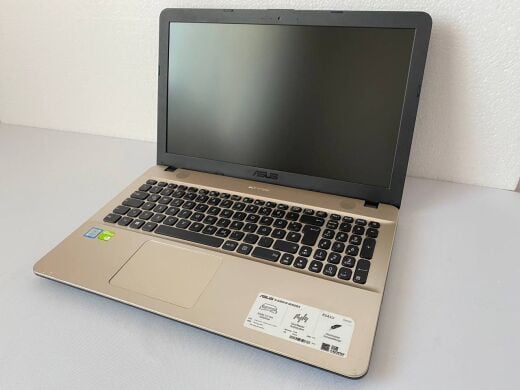 Ноутбук Asus R541U / 15.6" (1920x1080) IPS / Intel Core i5-7200U (2 (4) ядра по 2.5 - 3.1 GHz) / 12 GB DDR4 / 256 GB SSD / nVidia GeForce 920M, 2 GB DDR3, 64-bit / WebCam / DVD-ROM